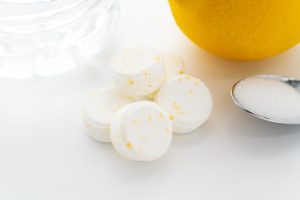 酷暑に備える「熱中症対策」のポイント|災害時にも役立つ基礎知識・予防法・応急処置を解説 8 AdobeStock 362853743