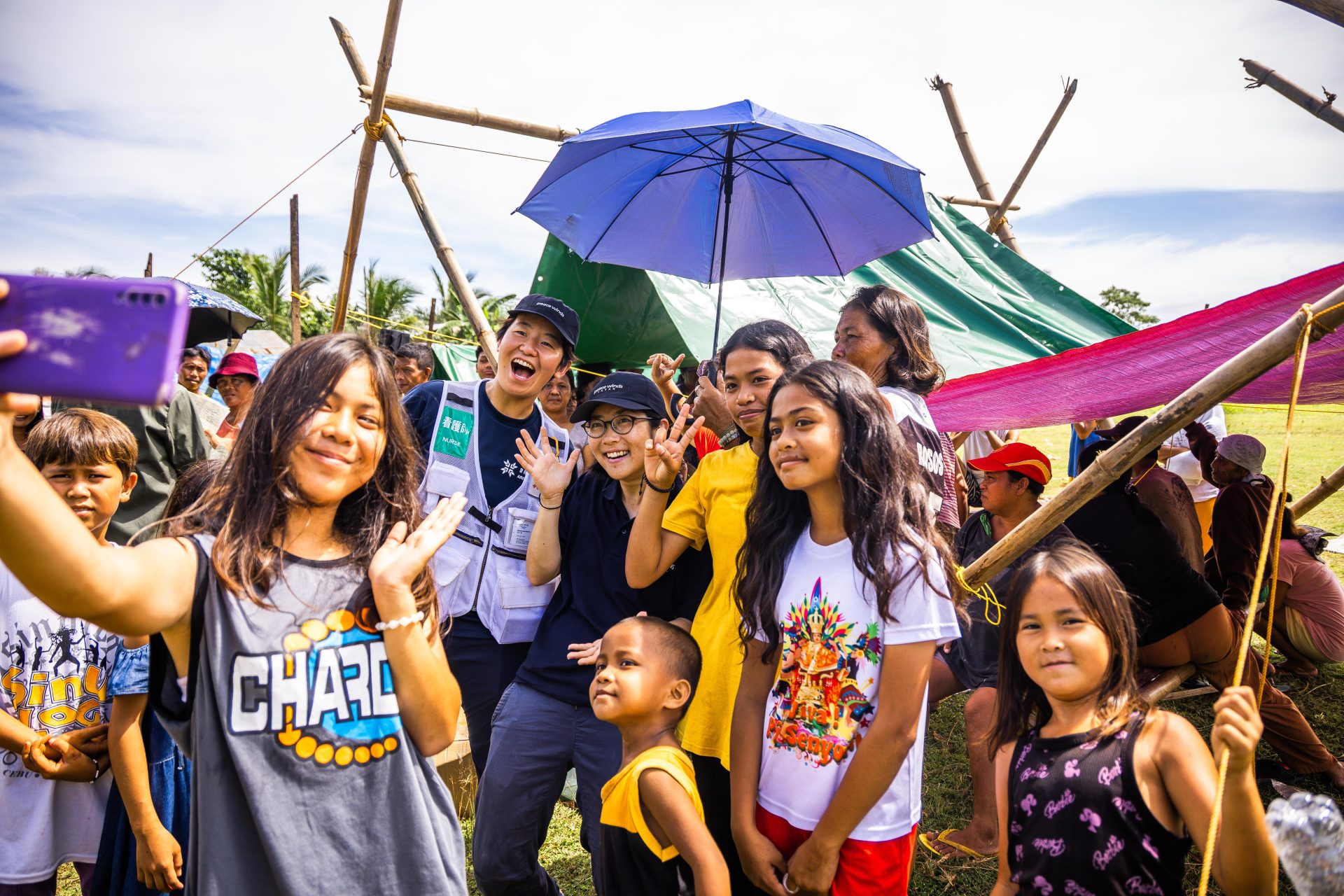 【フィリピン・セブ島 地震 緊急支援】支援物資とともに笑顔を届ける。被災者とともに復興を願いながら