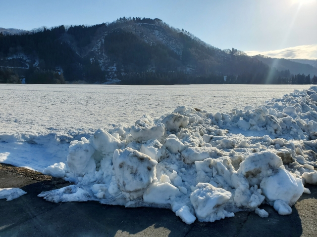 融雪洪水の原因と影響|春の雪解けが招く災害と備え 1 23743912 s